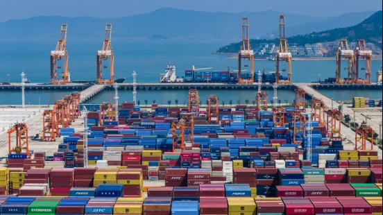 溫州港狀元岙港區(qū)新增兩大泊位正式投運，年吞吐能力提升超百萬標(biāo)箱