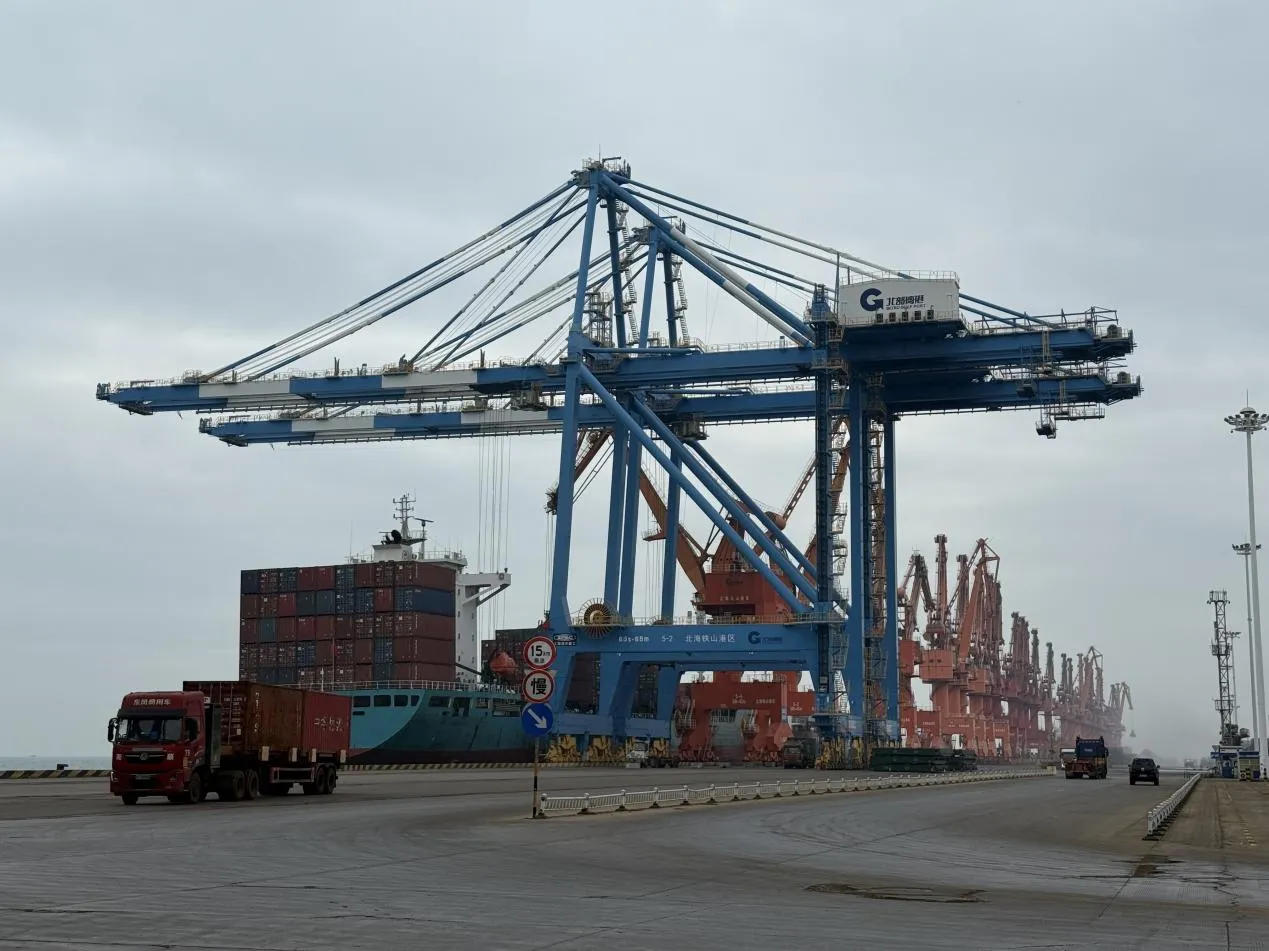 北部灣港前三季度集裝箱吞吐量穩(wěn)健增長(zhǎng)，打造高效益物流新通道